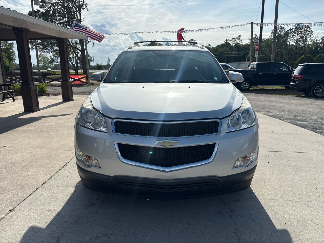 chevrolet traverse 2011 1GNKRJEDXBJ317336 image chevrolet traverse 2011 1GNKRJEDXBJ317336 image