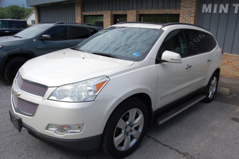chevrolet traverse 2011 1GNKVLED2BJ332565 image chevrolet traverse 2011 1GNKVLED2BJ332565 image
