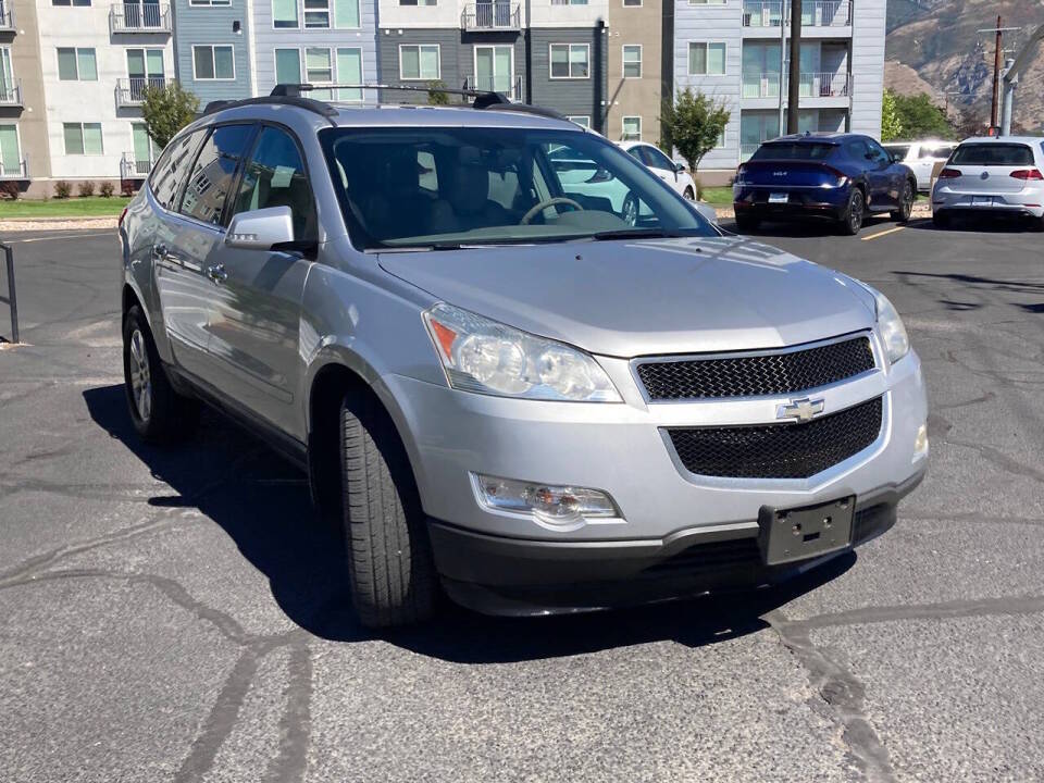 chevrolet traverse 2011 1GNKVJED8BJ240767 image chevrolet traverse 2011 1GNKVJED8BJ240767 image
