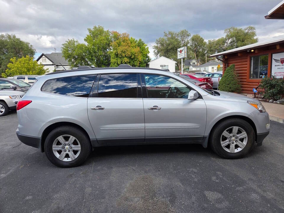 chevrolet traverse 2011 1GNKVJED7BJ117106 image chevrolet traverse 2011 1GNKVJED7BJ117106 image