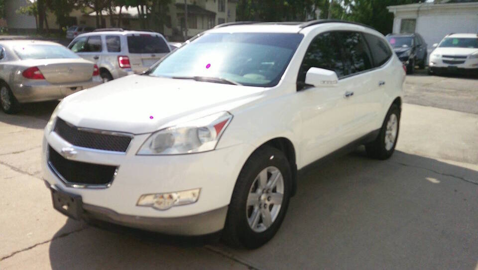 chevrolet traverse 2011 1GNKVJED4BJ293191 image chevrolet traverse 2011 1GNKVJED4BJ293191 image