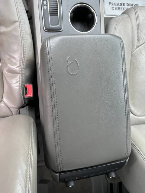 chevrolet traverse 2011 1GNKVJED2BJ288278 image chevrolet traverse 2011 1GNKVJED2BJ288278 image
