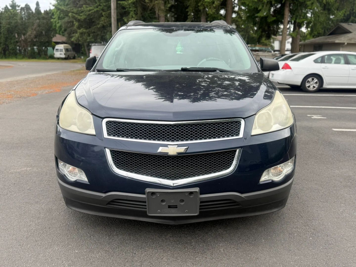 chevrolet traverse 2011 1GNKRFED1BJ193308 image chevrolet traverse 2011 1GNKRFED1BJ193308 image