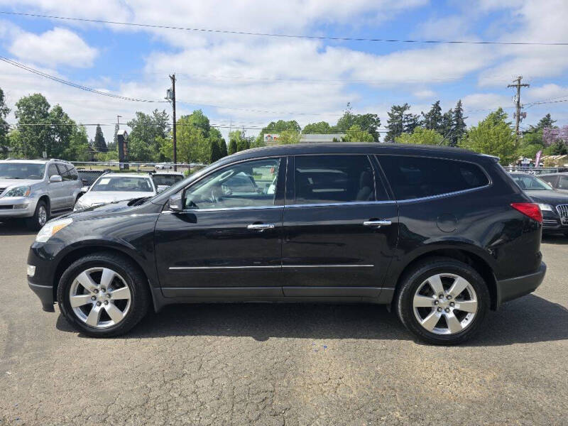 chevrolet traverse 2011 1GNKVLED9BJ337374 image chevrolet traverse 2011 1GNKVLED9BJ337374 image