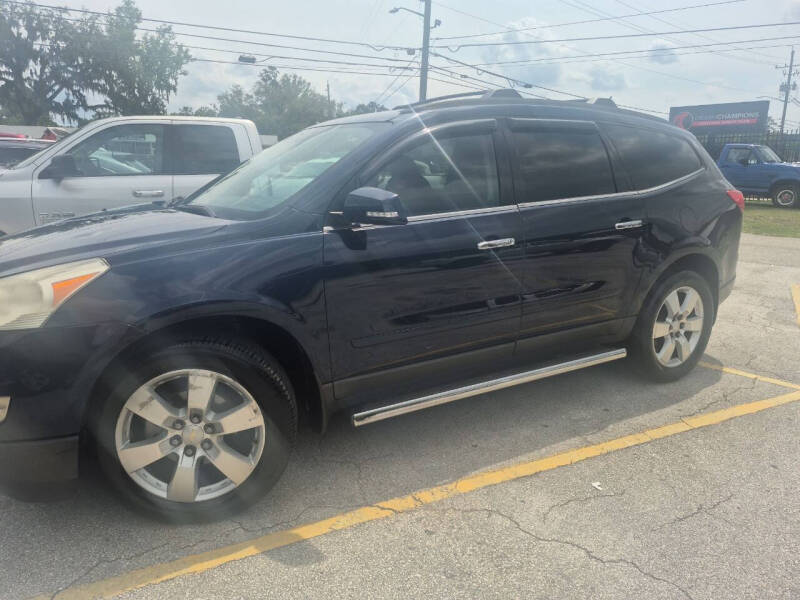 chevrolet traverse 2011 1GNKRGED5BJ394215 image chevrolet traverse 2011 1GNKRGED5BJ394215 image