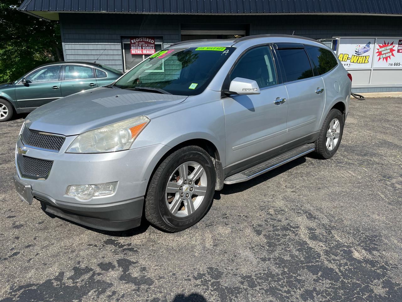 chevrolet traverse 2011 1GNKVJED8BJ273915 image chevrolet traverse 2011 1GNKVJED8BJ273915 image
