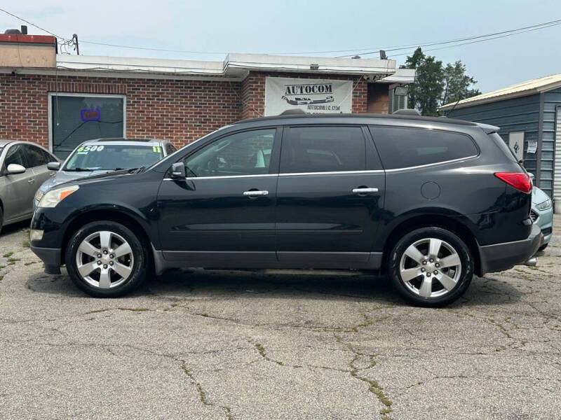 chevrolet traverse 2011 1GNKRGED1BJ320855 image chevrolet traverse 2011 1GNKRGED1BJ320855 image