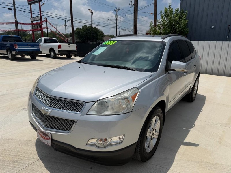 chevrolet traverse 2011 1GNKRJED2BJ296787 image chevrolet traverse 2011 1GNKRJED2BJ296787 image
