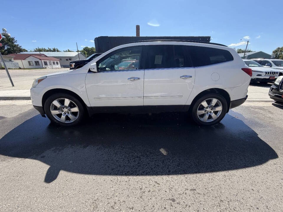 chevrolet traverse 2011 1GNKVLED1BJ387895 image chevrolet traverse 2011 1GNKVLED1BJ387895 image