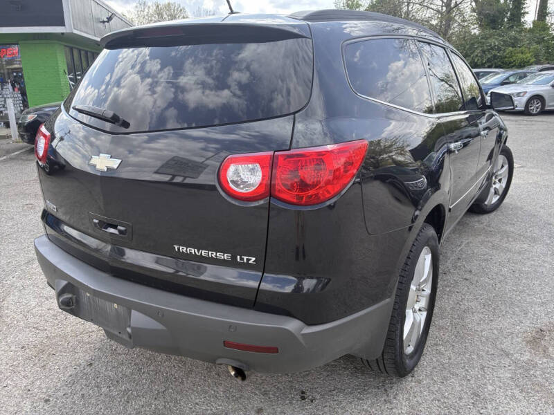 chevrolet traverse 2011 1GNKVLED5BJ407971 image chevrolet traverse 2011 1GNKVLED5BJ407971 image