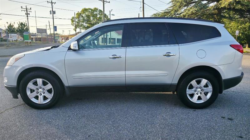 chevrolet traverse 2011 1GNKRGED6BJ202316 image chevrolet traverse 2011 1GNKRGED6BJ202316 image