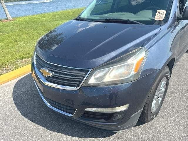 chevrolet traverse 2013 1GNKRFED2DJ147697 image chevrolet traverse 2013 1GNKRFED2DJ147697 image