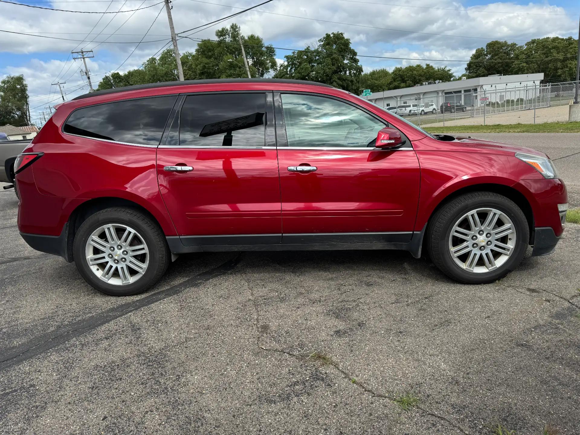 chevrolet traverse 2013 1GNKVGKDXDJ135805 image chevrolet traverse 2013 1GNKVGKDXDJ135805 image