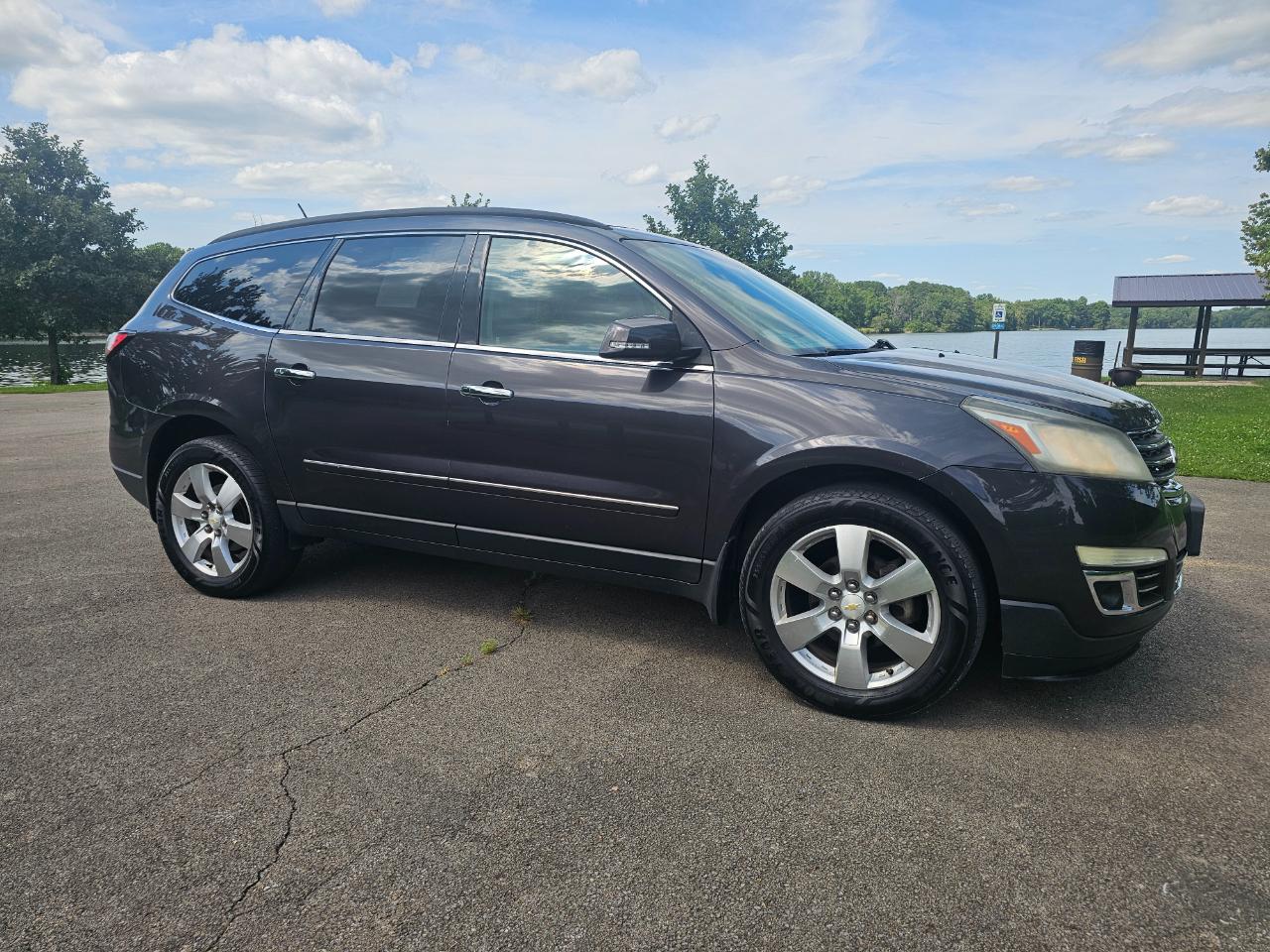 chevrolet traverse 2013 1GNKRLKD7DJ142045 image chevrolet traverse 2013 1GNKRLKD7DJ142045 image