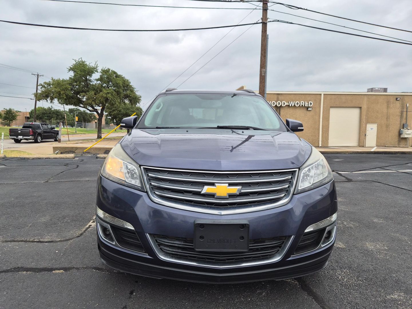 chevrolet traverse 2013 1GNKRGKD6DJ239504 image chevrolet traverse 2013 1GNKRGKD6DJ239504 image