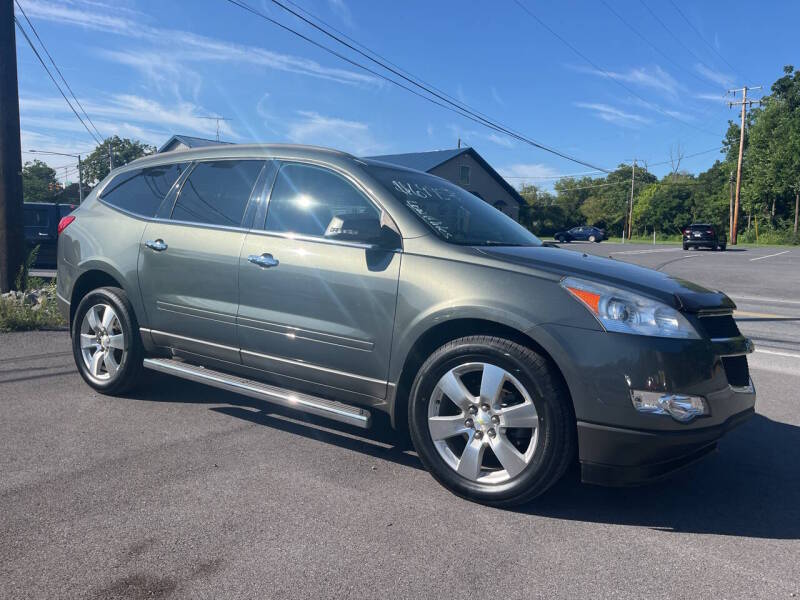 chevrolet traverse 2010 1GNLVFED0AJ235708 image chevrolet traverse 2010 1GNLVFED0AJ235708 image