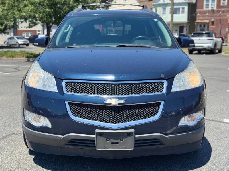 chevrolet traverse 2010 1GNLVFED4AS153605 image chevrolet traverse 2010 1GNLVFED4AS153605 image