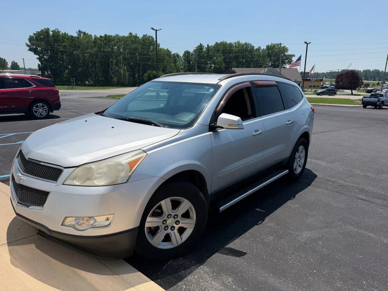 chevrolet traverse 2010 1GNLRFED5AJ208282 image chevrolet traverse 2010 1GNLRFED5AJ208282 image