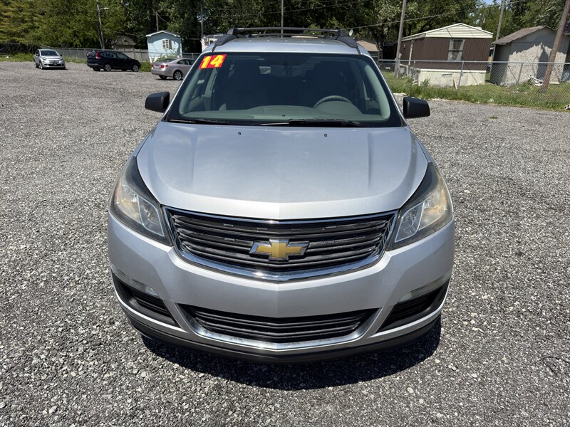 chevrolet traverse 2014 1GNKVFED3EJ169639 image chevrolet traverse 2014 1GNKVFED3EJ169639 image