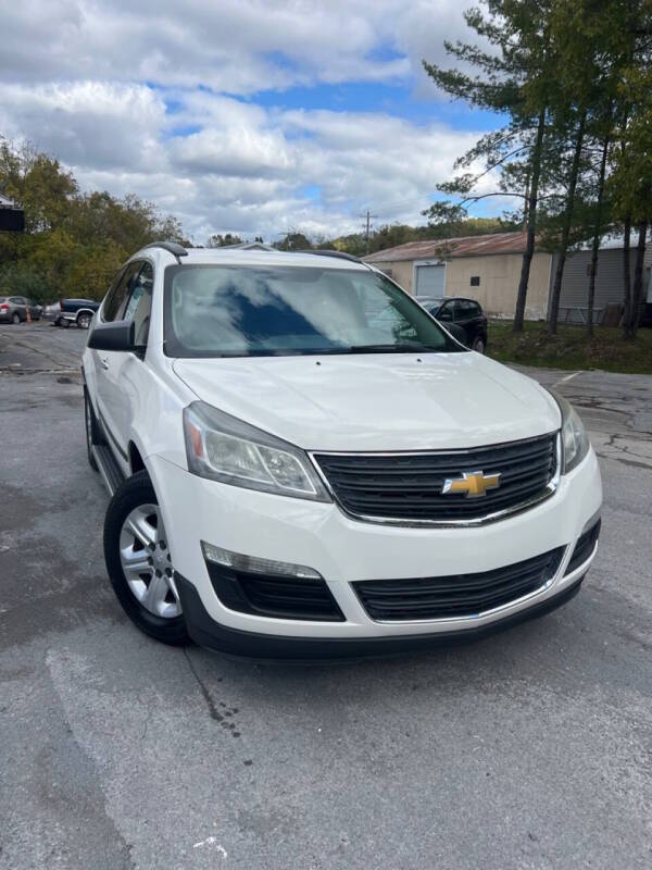 chevrolet traverse 2014 1GNKRFED2EJ230340 image chevrolet traverse 2014 1GNKRFED2EJ230340 image