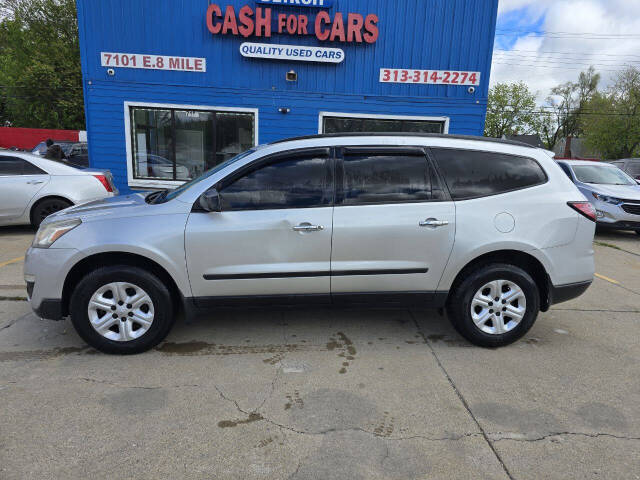 chevrolet traverse 2014 1GNKRFED9EJ230674 image chevrolet traverse 2014 1GNKRFED9EJ230674 image