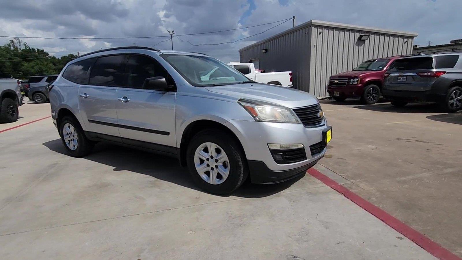 chevrolet traverse 2015 1GNKRFKD1FJ142353 image chevrolet traverse 2015 1GNKRFKD1FJ142353 image