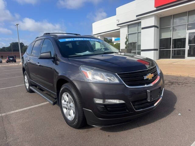 chevrolet traverse 2015 1GNKRFKD3FJ321851 image