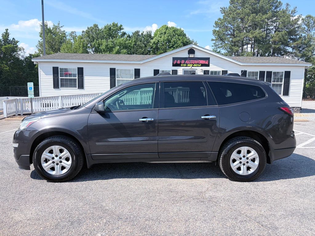 chevrolet traverse 2015 1GNKRFED9FJ217702 image chevrolet traverse 2015 1GNKRFED9FJ217702 image
