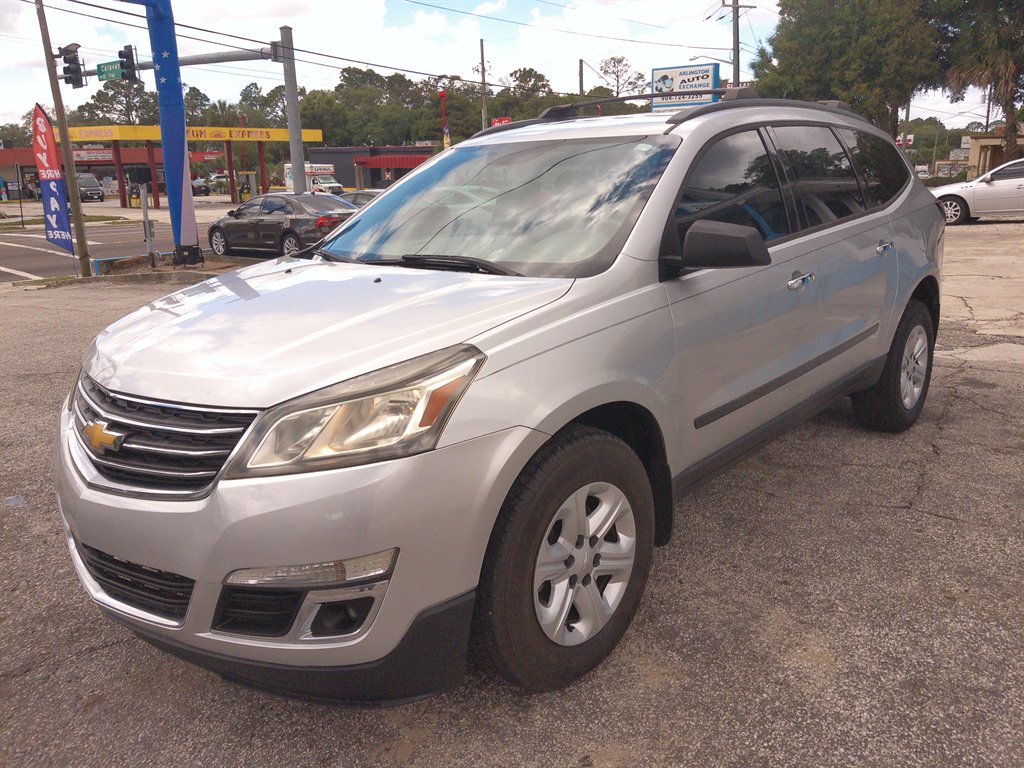 chevrolet traverse 2015 1GNKRFED5FJ235744 image chevrolet traverse 2015 1GNKRFED5FJ235744 image
