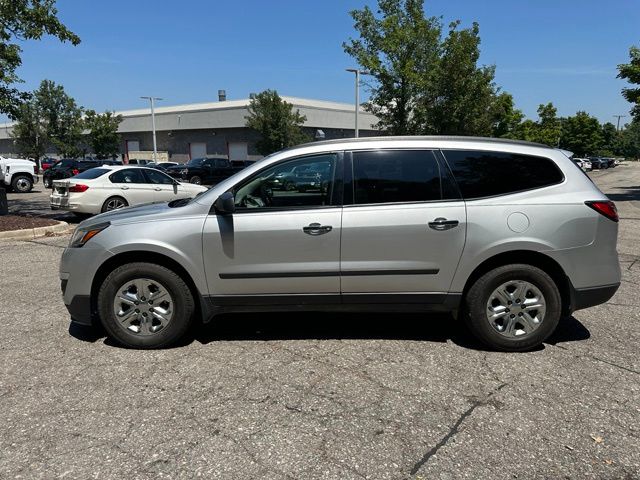 chevrolet traverse 2015 1GNKRFED1FJ220187 image chevrolet traverse 2015 1GNKRFED1FJ220187 image