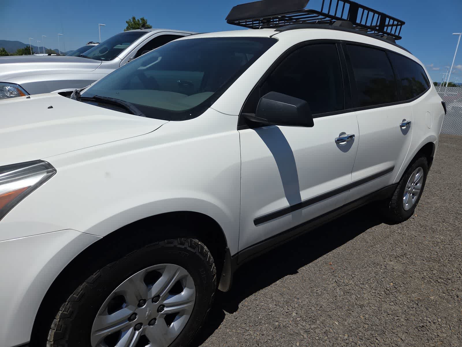 chevrolet traverse 2015 1GNKRFED6FJ258756 image chevrolet traverse 2015 1GNKRFED6FJ258756 image