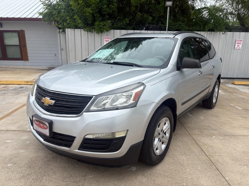 chevrolet traverse 2015 1GNKRFKD3FJ330324 image chevrolet traverse 2015 1GNKRFKD3FJ330324 image