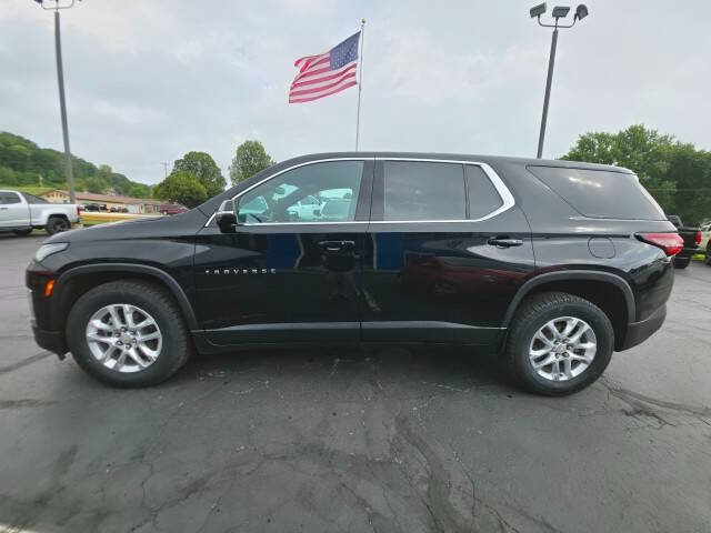 chevrolet traverse 2022 1GNEVLKW4NJ142371 image chevrolet traverse 2022 1GNEVLKW4NJ142371 image