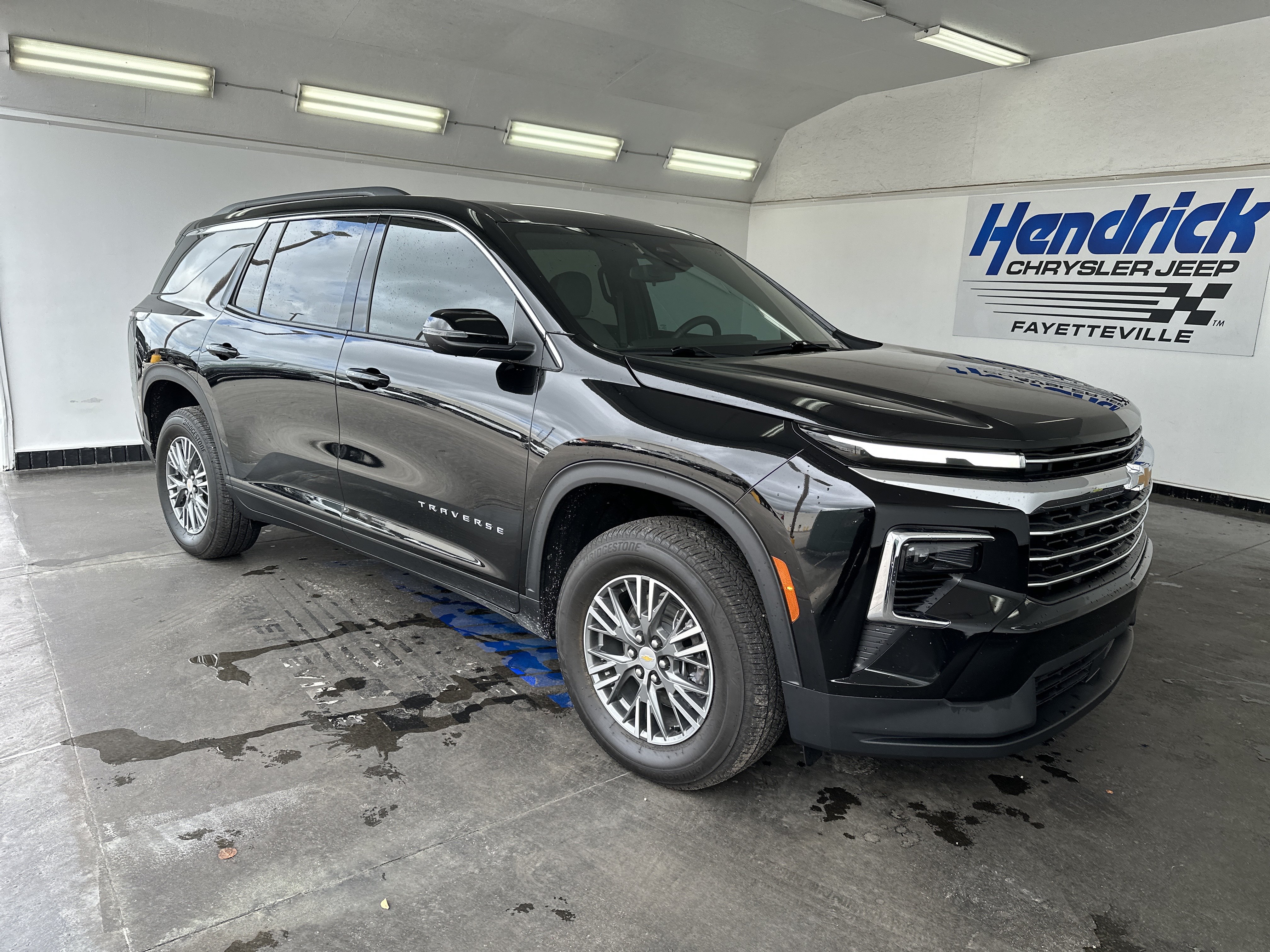 chevrolet traverse 2025 1GNERGRS4SJ194352 image chevrolet traverse 2025 1GNERGRS4SJ194352 image