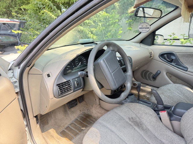 chevrolet cavalier 2001 1G1JC524217411698 image chevrolet cavalier 2001 1G1JC524217411698 image