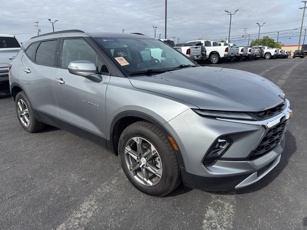 chevrolet blazer 2023 3GNKBJRS5PS207345 image chevrolet blazer 2023 3GNKBJRS5PS207345 image