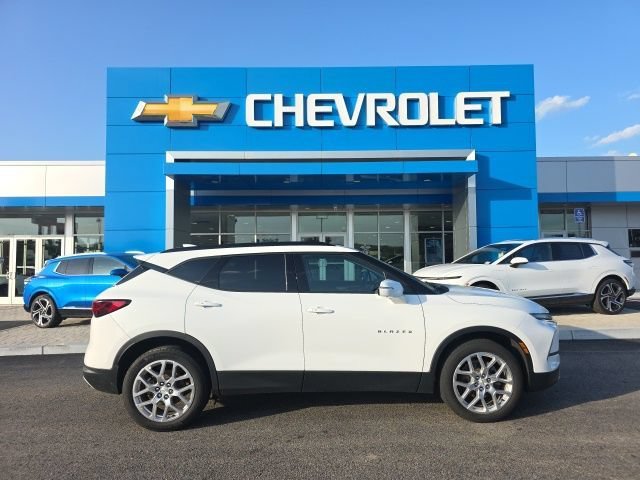chevrolet blazer 2023 3GNKBJRS8PS215245 image chevrolet blazer 2023 3GNKBJRS8PS215245 image