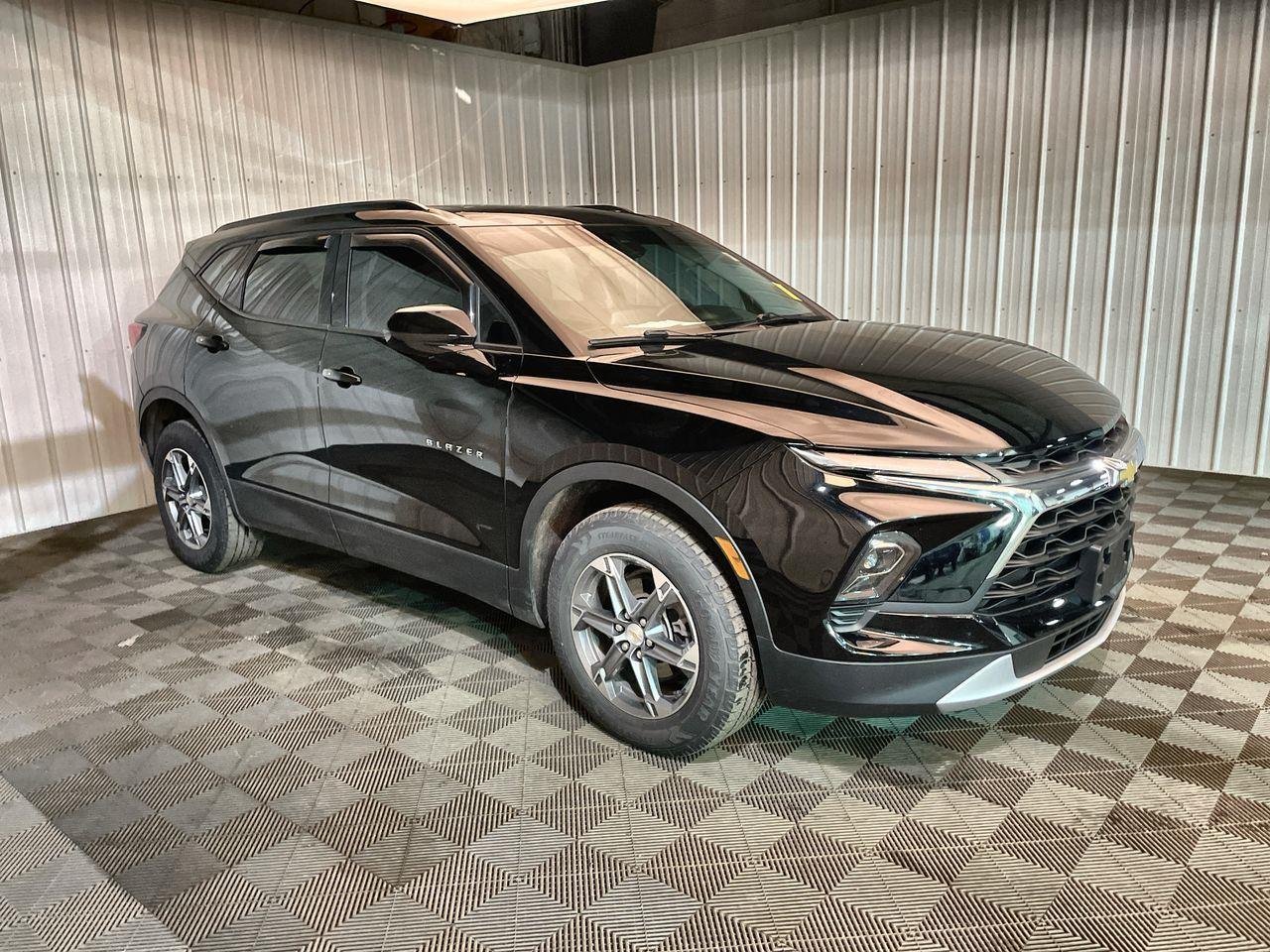 chevrolet blazer 2023 3GNKBHR40PS135089 image chevrolet blazer 2023 3GNKBHR40PS135089 image