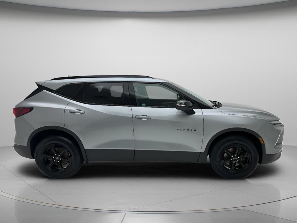 chevrolet blazer 2023 3GNKBJRS6PS212862 image chevrolet blazer 2023 3GNKBJRS6PS212862 image