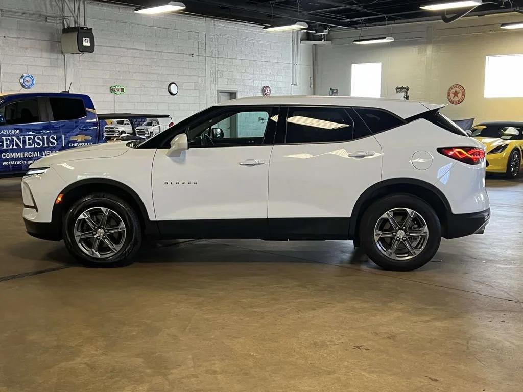 chevrolet blazer 2023 3GNKBCR42PS224195 image chevrolet blazer 2023 3GNKBCR42PS224195 image