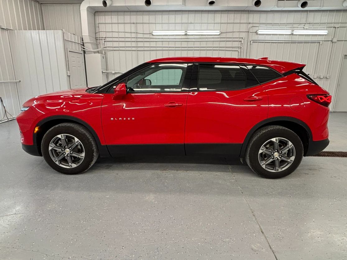 chevrolet blazer 2023 3GNKBCR47PS170425 image chevrolet blazer 2023 3GNKBCR47PS170425 image