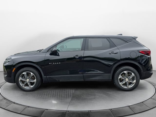 chevrolet blazer 2023 3GNKBHR40PS225553 image chevrolet blazer 2023 3GNKBHR40PS225553 image