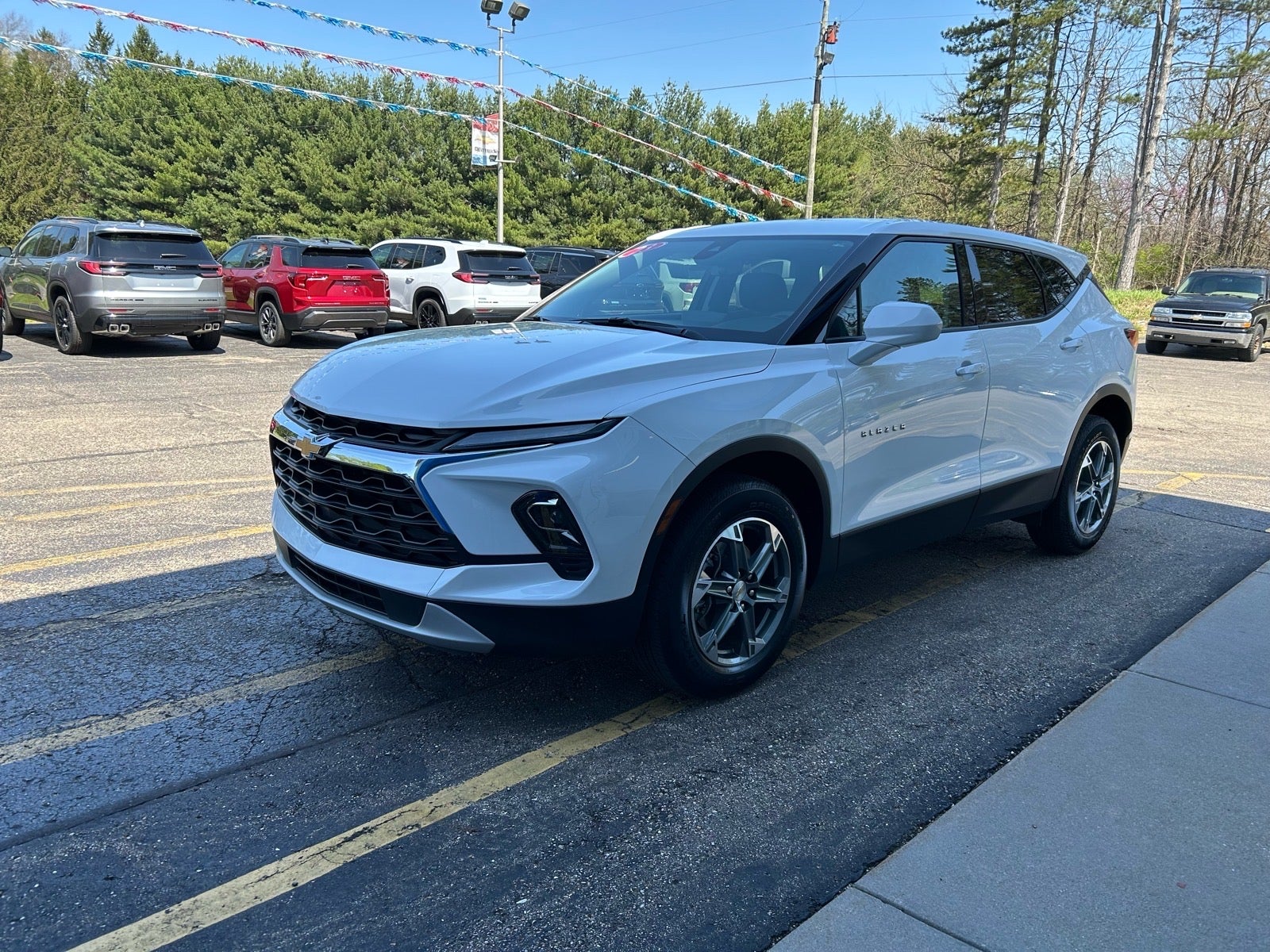chevrolet blazer 2023 3GNKBHR46PS175418 image chevrolet blazer 2023 3GNKBHR46PS175418 image