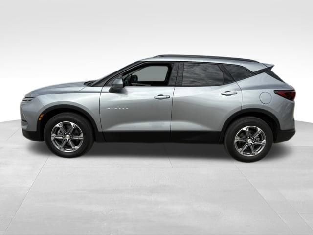 chevrolet blazer 2023 3GNKBHR48PS224957 image chevrolet blazer 2023 3GNKBHR48PS224957 image