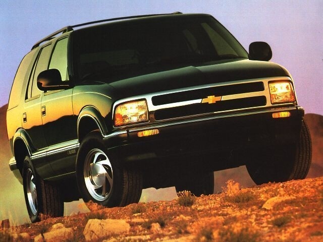 chevrolet blazer 1997 1GNDT13W9V2112166 image chevrolet blazer 1997 1GNDT13W9V2112166 image