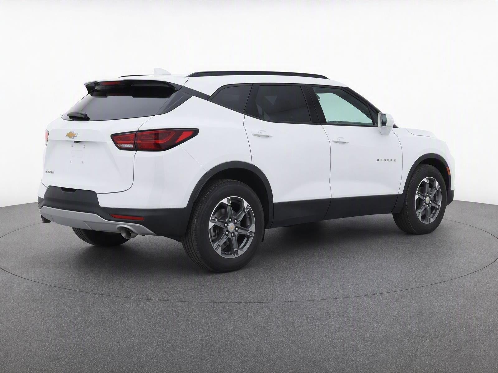 chevrolet blazer 2024 3GNKBCR4XRS169305 image chevrolet blazer 2024 3GNKBCR4XRS169305 image