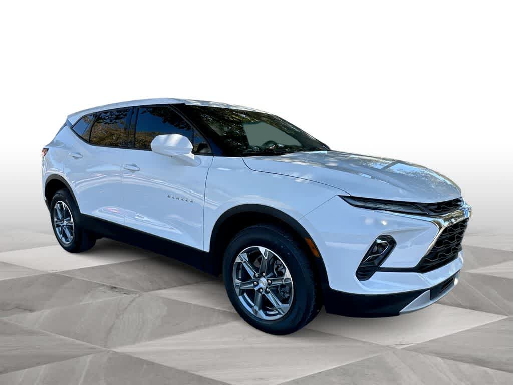 chevrolet blazer 2024 3GNKBCR44RS267584 image chevrolet blazer 2024 3GNKBCR44RS267584 image