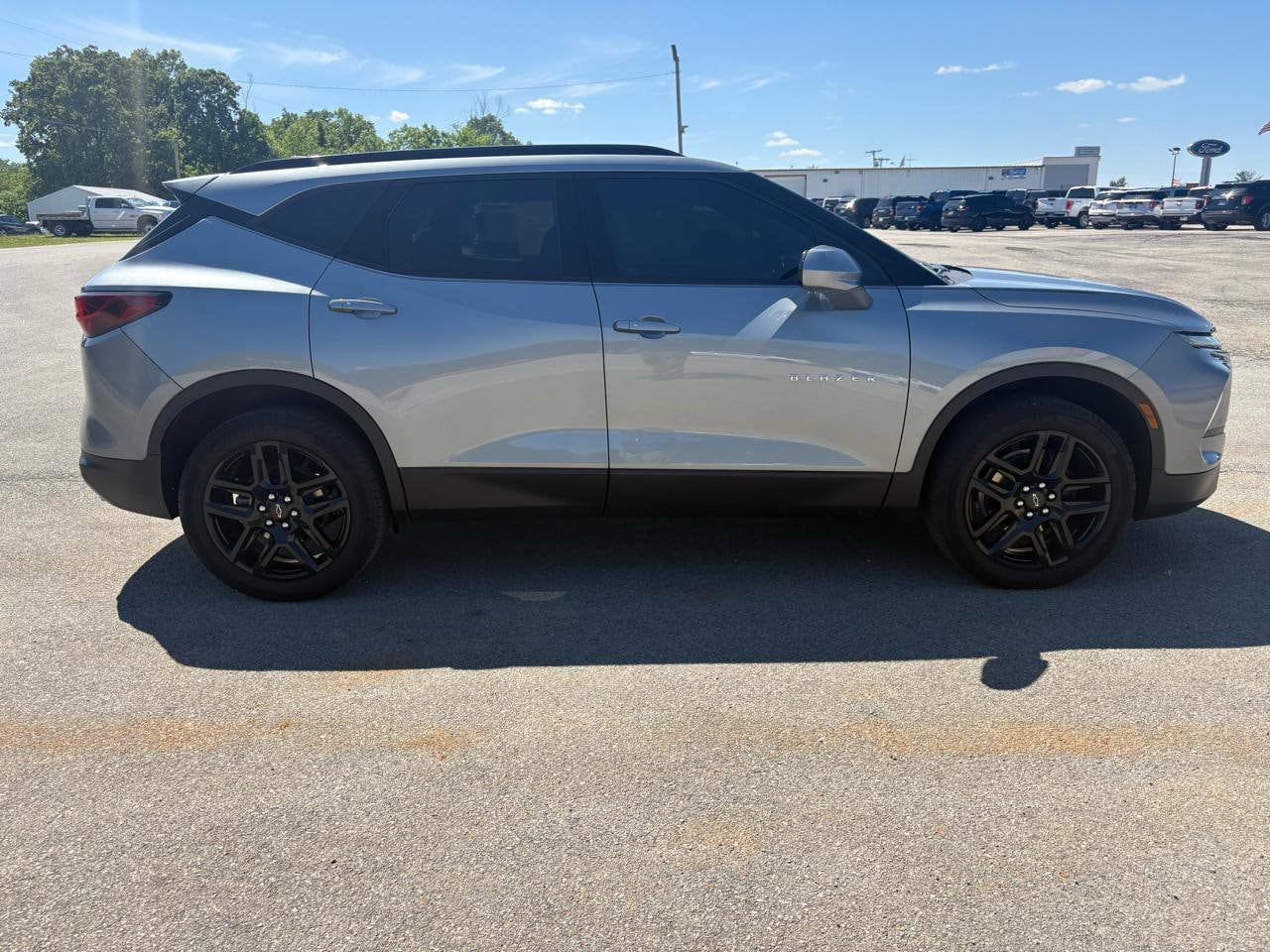 chevrolet blazer 2024 3GNKBCR40RS196884 image chevrolet blazer 2024 3GNKBCR40RS196884 image
