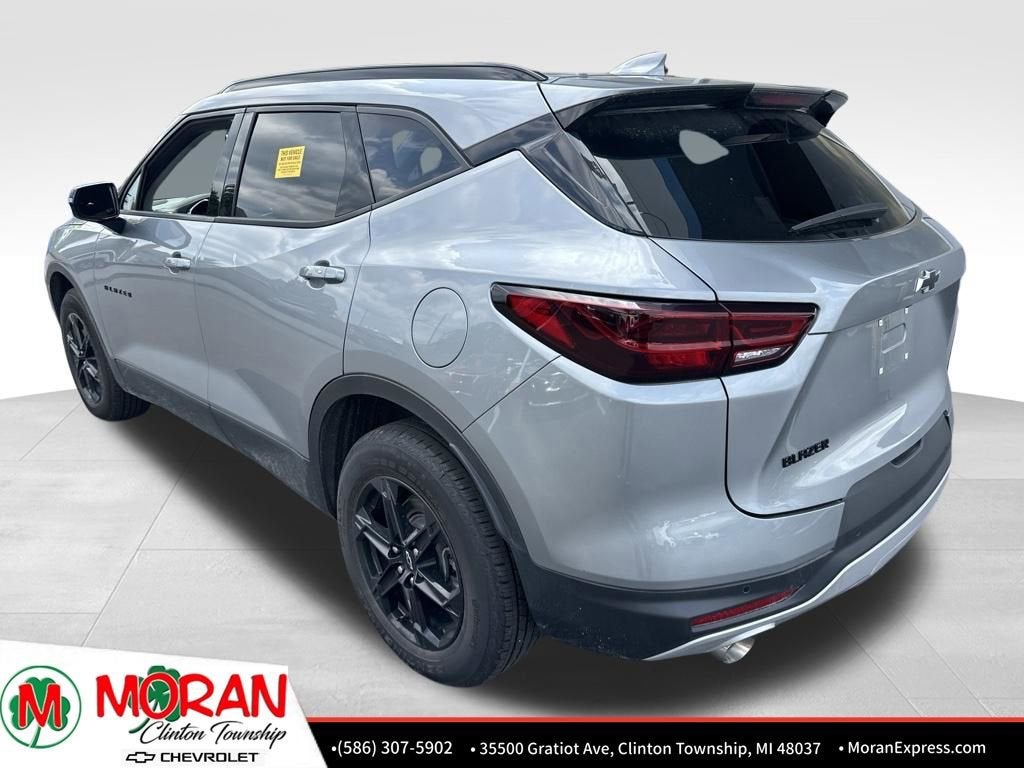 chevrolet blazer 2024 3GNKBDRSXRS263706 image chevrolet blazer 2024 3GNKBDRSXRS263706 image