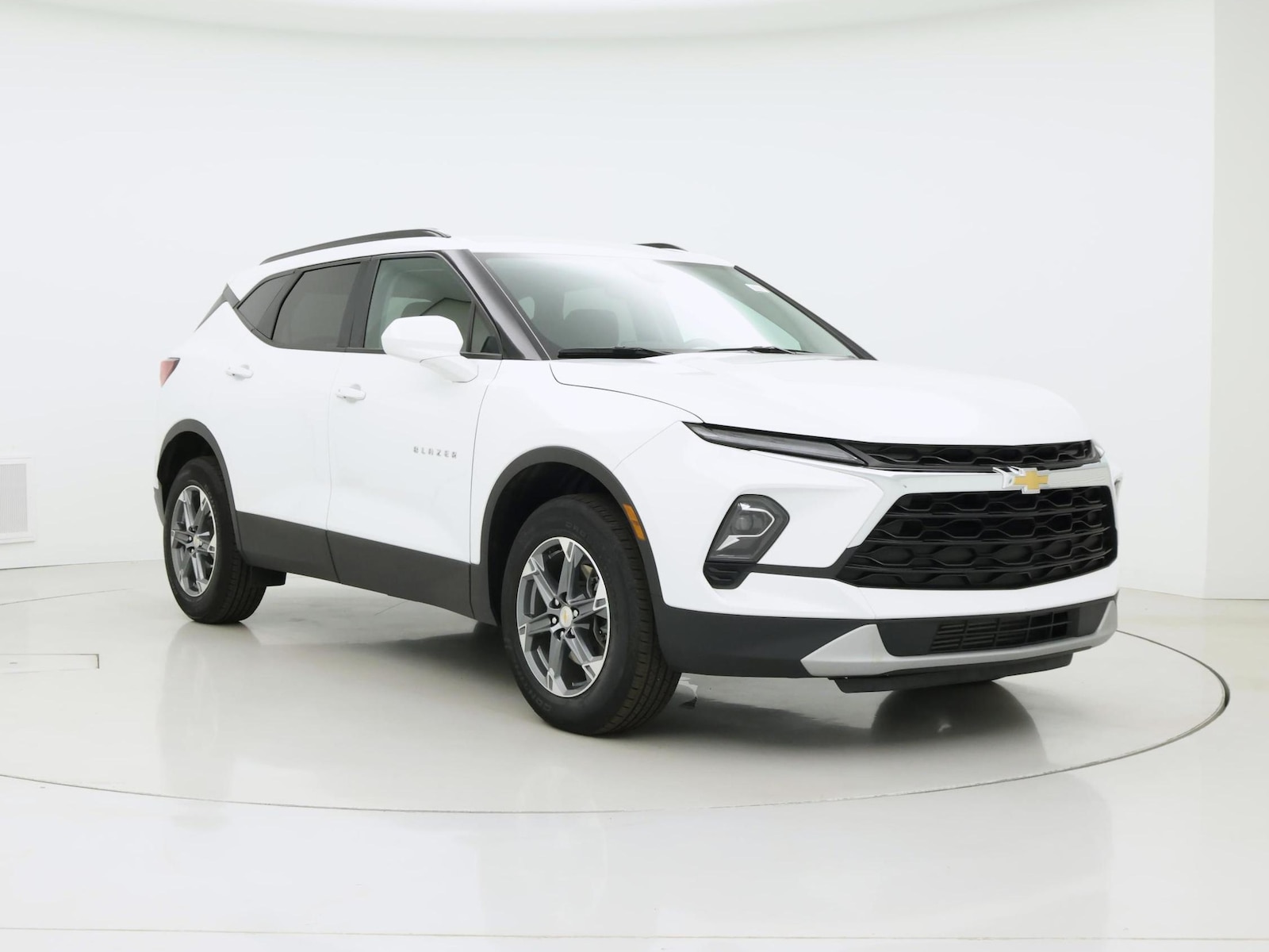 chevrolet blazer 2024 3GNKBCR44RS223794 image chevrolet blazer 2024 3GNKBCR44RS223794 image